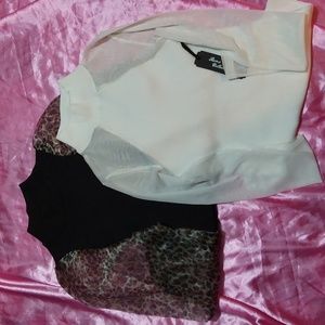 Brand new blouse bundle one black with animal print one off white 🔥🔥